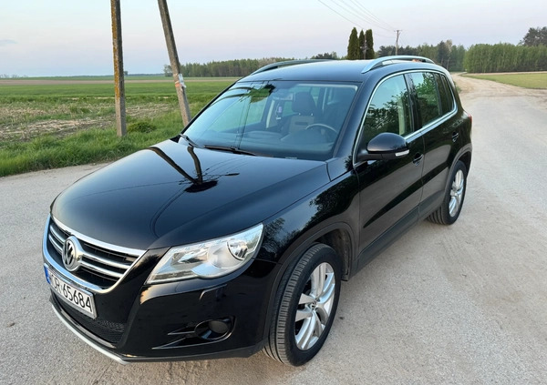 Volkswagen Tiguan cena 34500 przebieg: 330000, rok produkcji 2008 z Kisielice małe 529